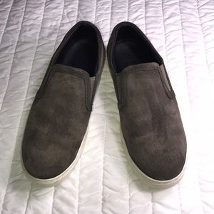 Vince Barron slip on suede sneakers size 8 US